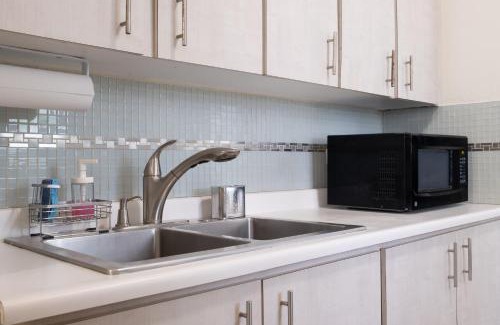 Santurce Apartment | Prime Location at Condado Beach 1br 1 ba - Apt 7