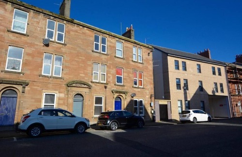 Ayr Apartment | Prime Location in Ayr Town Centre yet only 300yds from the beach.