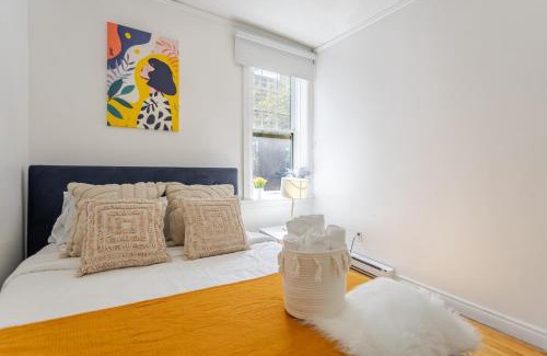Shaughnessy Village Apartment | Prime location Lovely 3BR downtown MTL