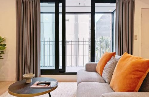 Auckland Central Business District Apartment | Prime Location Modern 1BR Beside Skytower VS Pool