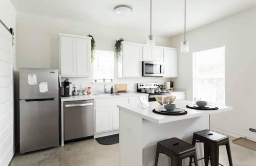 Denver Heights House | Prime Location near Downtown