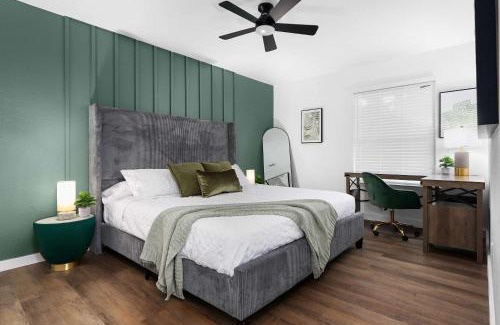 South Lamar House | Prime Location Near Zilker Park & SoCo Chic