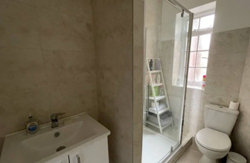 Belsize Apartment | Prime Location: Stunning Lovely 1 Bed Flat Belsize