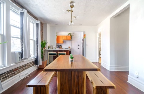 Short North House | Prime Location Top Rated Clean Parking Free