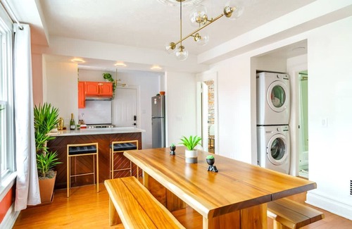 Short North House | Prime Location Top Rated Clean Parking Free