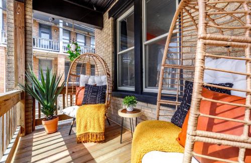 Short North House | Prime Location Top Rated Clean Parking Free!