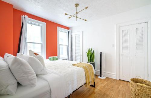 Short North House | Prime Location Top Rated Clean Parking Free!