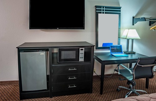 Burnsville Hotel | Prime Rate Inn
