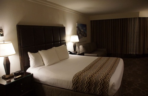 Salt Lake Mountain Resorts Resort | Prime Ski Week at Snowbird's Cliff Club Sleeps 6 in 1bedroom