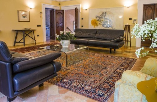 Rupoli Villa | Prime Vacation Villa in Metauro Valley