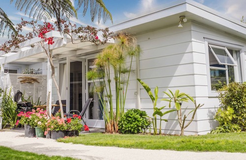 Kerikeri Apartment | Prime Waterfront Studio in Opito Bay - nOne of the Bay's Best Spots