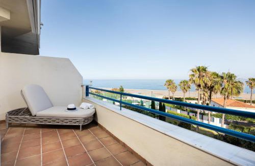 San Luis de Sabinillas Apartment | Primera línea de playa, vistas al mar, Sabinillas