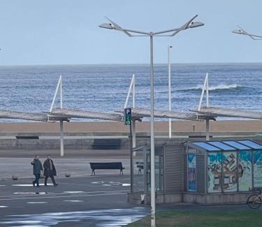 Distrito Oeste Apartment | Primera línea playa con parking