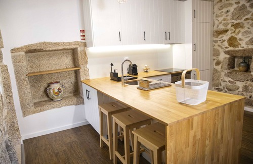 Arcos de Valdevez Villa | Primitiva - Casas de Selim