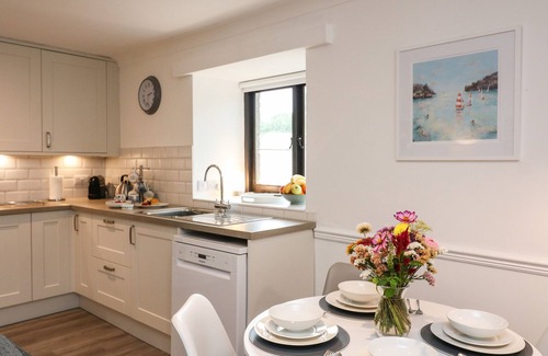 Chillington Cottage | PRIMROSE AT STANCOMBE MANOR, NR KINGSBRIDGE, pet friendly in Sherford