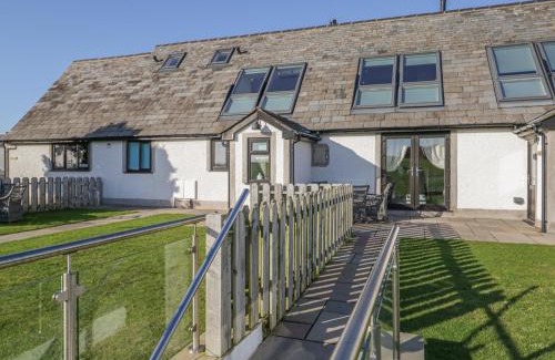Newton in Furness House | Primrose Cottage