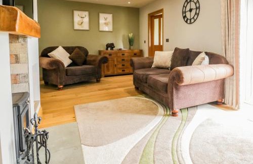 Newton in Furness House | Primrose Cottage