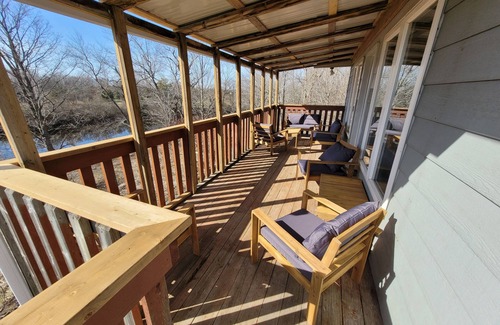 Prince Edward Cottage | Prince Edward County Pond-Side Getaway! Family-friendly private oasis!
