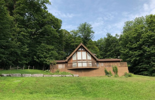 North Port House | Prince Edward County - Picton: 5.5 Acres Private Waterfront Home