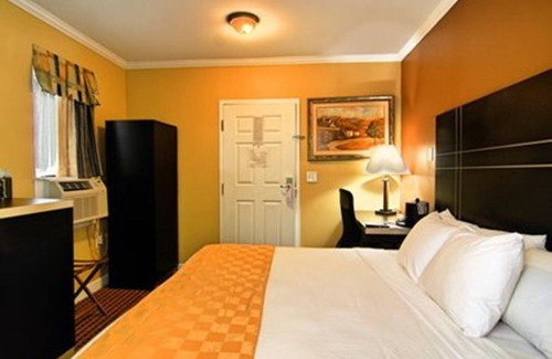 Tunkhannock Hotel | Prince Hotel