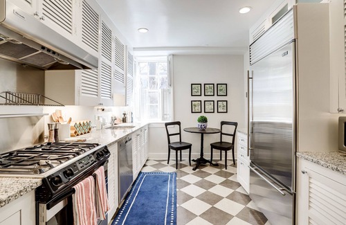 Southwest House | Prince of Wales - An Old Town Luxury Row Home!