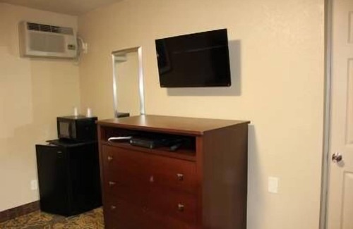 Lake Wales Hotel | Prince of Wales Motel