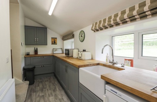 Thornhill Cottage | PRINCE'S COTTAGE, pet friendly, character holiday cottage in Moniaive
