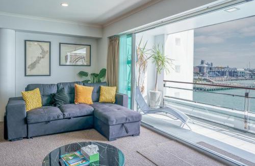 Auckland Central Business District Apartment | Princes Wharf - Bridge View