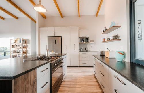 Pringle Bay Apartment | Prinia on Peak in Pringle Bay