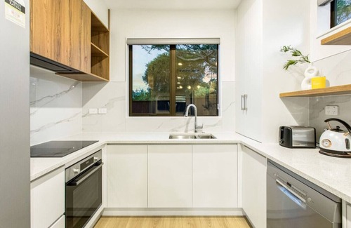 Sandringham House | Pristine Modern Central Home | Netflix & Heatpump