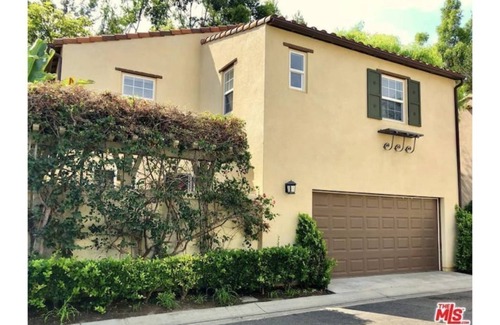 Quail Hill House | Pristine, convenient location, resort amenities