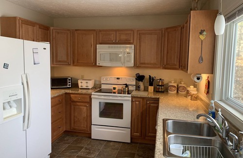 Limerick House | Pristine Lakefront Home on Sokokis Lake