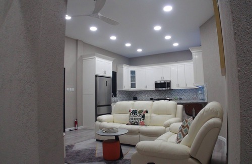 Calivigny Villa | Pristine Modern 2-Bedroom Villa with Beautiful Outdoor Entertainment Area