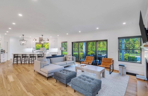 Mattituck House | Pristine new construction in the heart of the North Folk, just under an.