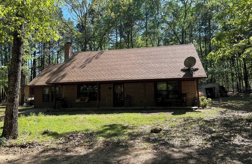 Jefferson Cabin | Priv 80ac EHR hidden gem spa retreat out-adventure ATV trails fish & relaxation