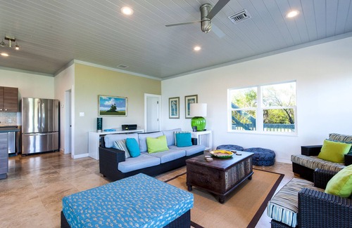 North Palmetto Point House | Priv. Beachfront Estate w/Htd Pool, Tennis Ct, Basketball, Kayaks, Pickleball