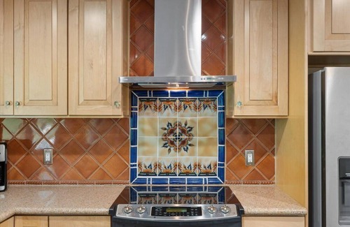 La Paz At Desert Springs House | Privacy and location upgraded in Scottsdale! Clean + Pool! HOLIDAY SPECIAL!