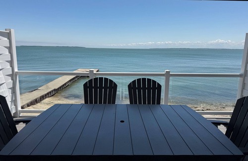 Put-in-Bay Condo | Private 1 Bedroom 1 Bath Condo on the Water - Sleeps up to 6 max - C103