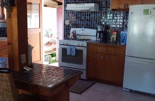 Anchor Bay House | Private 2 Bedrm 1 Bath On Acre Plus, Children And Pets Welcome.