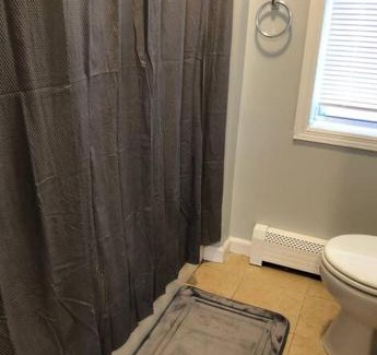 Linden Apartment | Private 2-bedroom with free parking and direct bus to NYC Manhattan only 2 blocks away