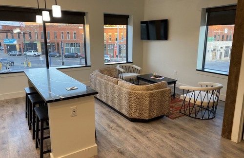 Crossroads Arts District House | Private 2 Story City Loft Style