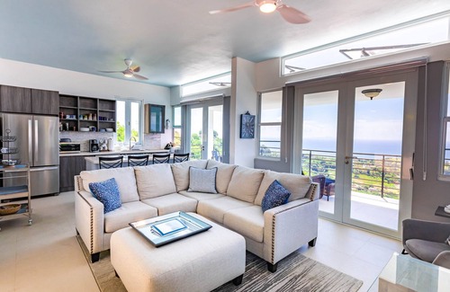Camino Nuevo House | Private 2BR/2.5 BA W. Ocean View & Infinity Pool