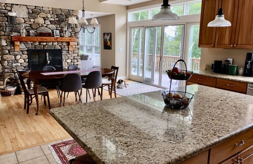 Waitsfield House | Private 5BR mt. view, pool, new hot tub, & fireplace!