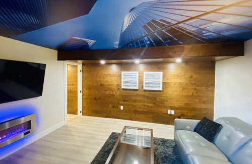 Delta House | Private and modern 2 bedrooms in sunny Tsawwassen