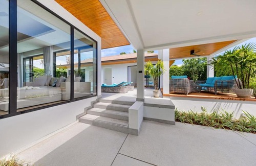 Choeng Mon House | Private and Serene Bali Style Pool Villa