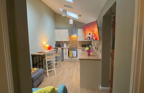 Boroughbridge Apartment | Private Annex Parking Wifi 2mins to J48 A1 M1