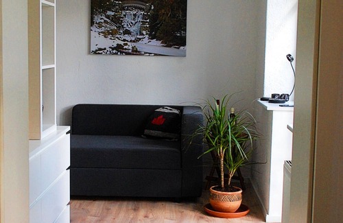 Kirchditmold Apartment | Private apartment with separate entrance