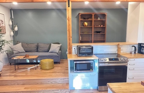 Western Apartment | Private Apartment with Spa Bathroom - heated floors, jetted tub, wifi, kitchen
