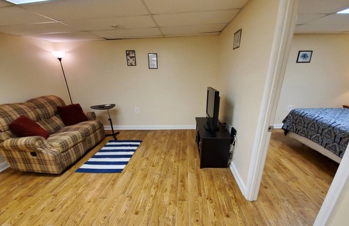 Ferndale Apartment | PRIVATE Basement Apt Near BWI & Baltimore