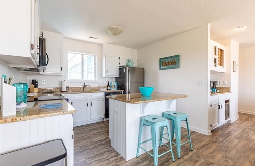 Topsail Beach House | Private Beach Access w/Ocean View-Sleeps 10!